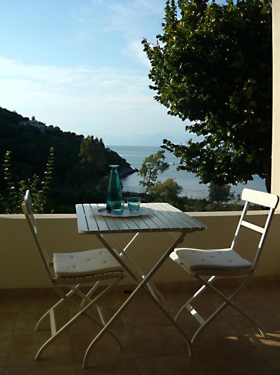 Vista Petros Apartment Apraos